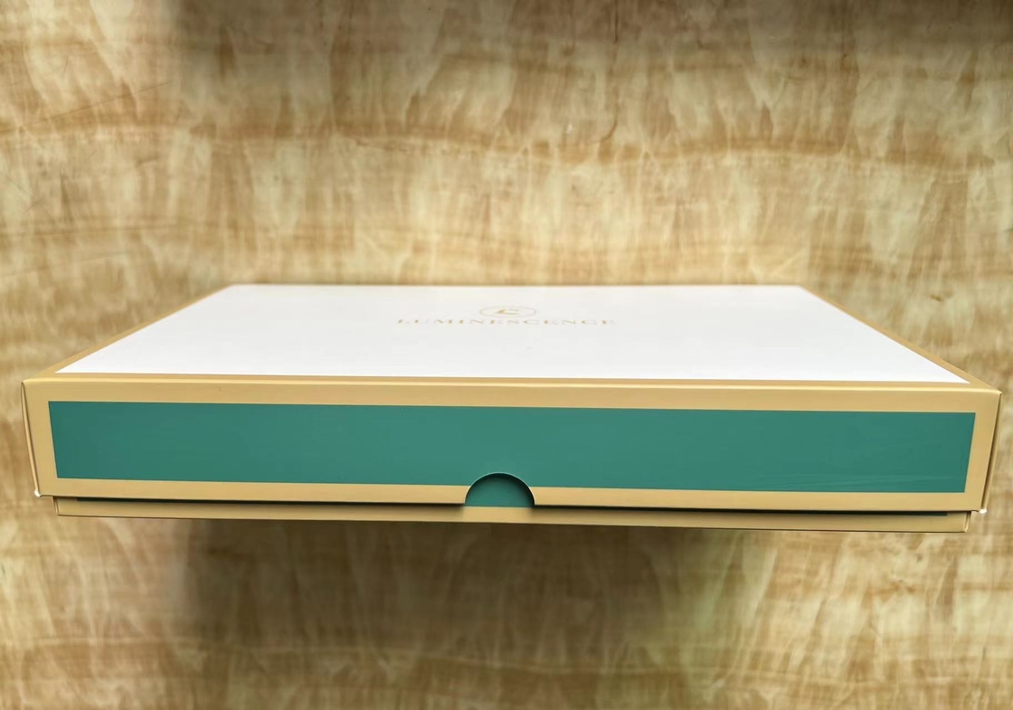 Món quà tinh tế Rượu sô cô la Hộp in tùy chỉnh Màu Pantone Foil Stamping